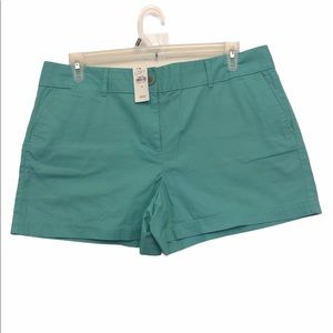 Ann Taylor Loft- Shorts Green new with tag SZ 14
